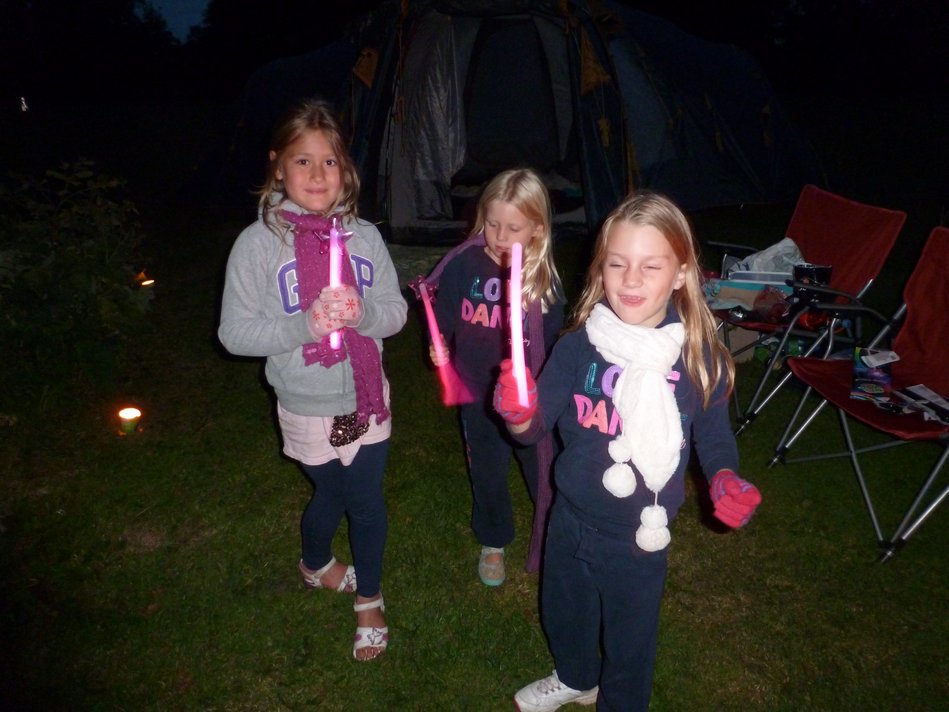 family_2012-08-31 20-27-35_camping